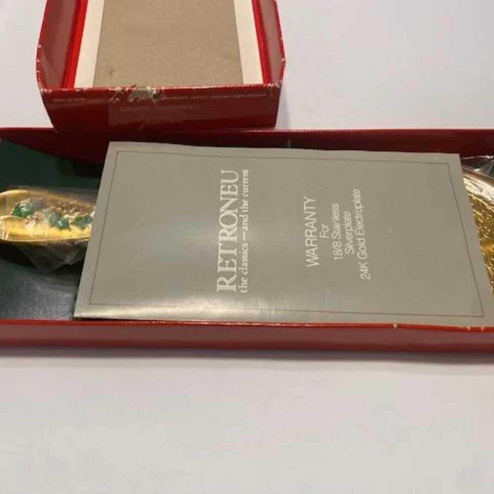 Retroneu Cranberry Server Cloissone 24K Gold Electroplate Made in Japan Boxed